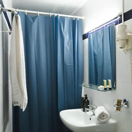 Hotel Anesis 2*